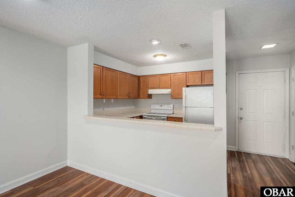 Image 17 of property listing at 117 Old NC 345, Manteo, NC 27954