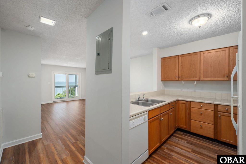 Image 21 of property listing at 117 Old NC 345, Manteo, NC 27954