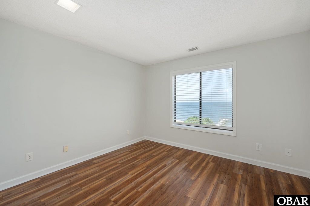 Image 23 of property listing at 117 Old NC 345, Manteo, NC 27954