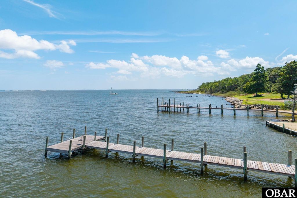 Image 34 of property listing at 117 Old NC 345, Manteo, NC 27954
