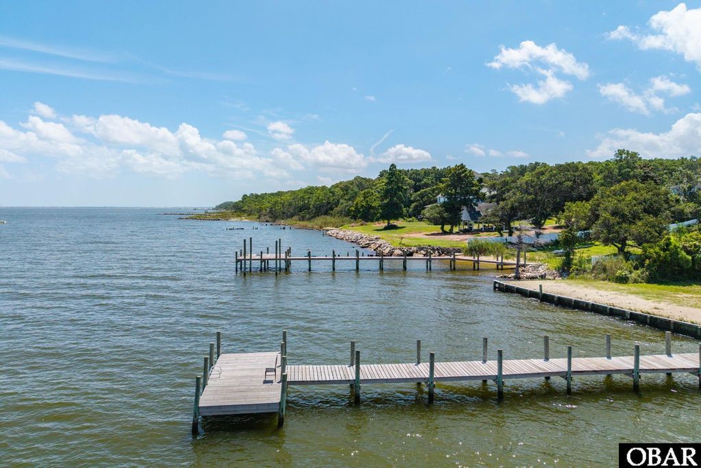 Image 35 of property listing at 117 Old NC 345, Manteo, NC 27954