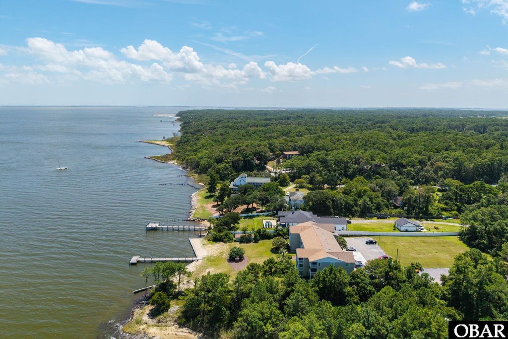 Image 42 of property listing at 117 Old NC 345, Manteo, NC 27954