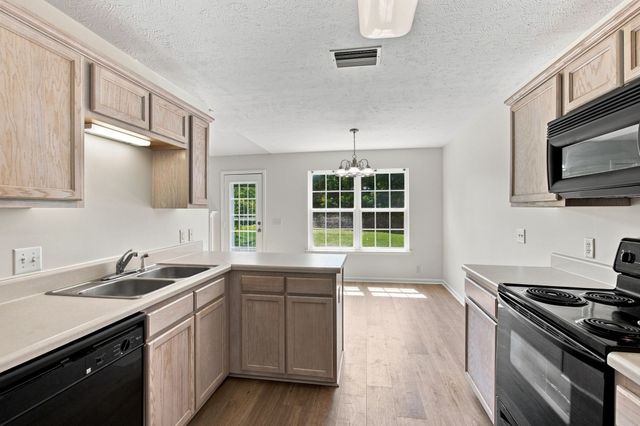7120 S Hampton Blvd, Antioch, TN 37013