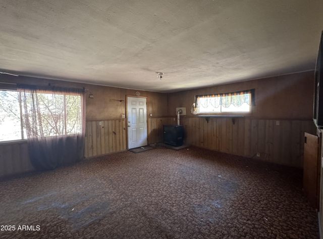 81 N 4TH Drive, Show Low, AZ 85901