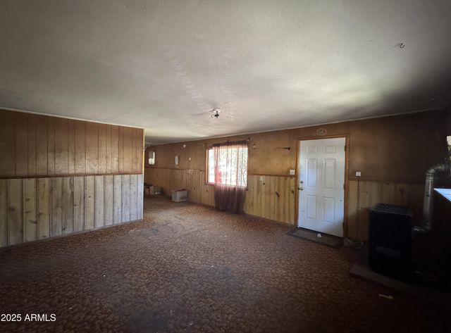 81 N 4TH Drive, Show Low, AZ 85901