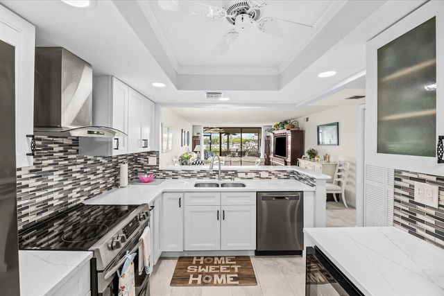 3100 SE Pruitt Rd Apt H105, Port St Lucie, FL 34952