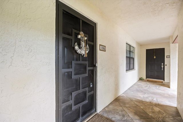3100 SE Pruitt Rd Apt H105, Port St Lucie, FL 34952