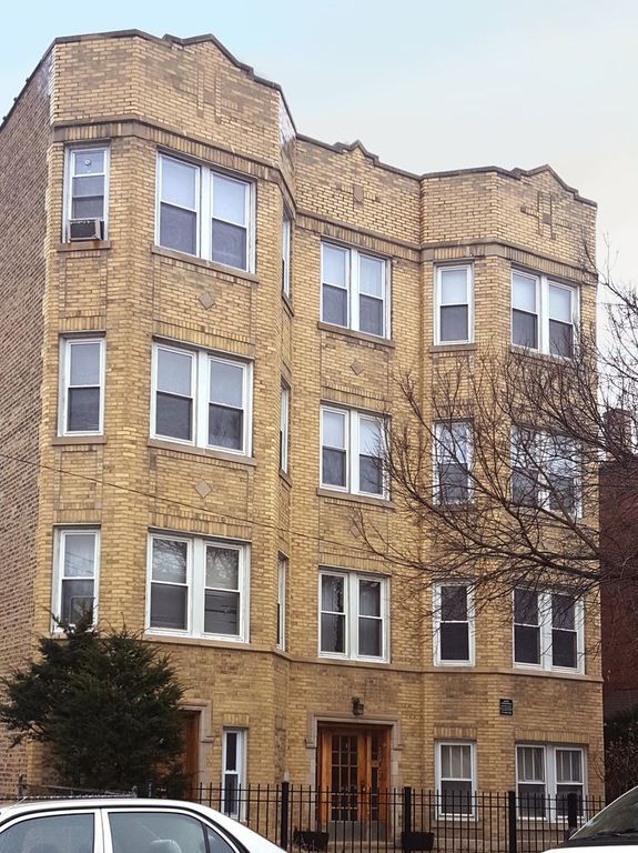 2113 N Mozart Street 1N, Chicago, IL 60647