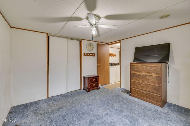 2364 South Highway 81s, Jonesborough, TN 37659