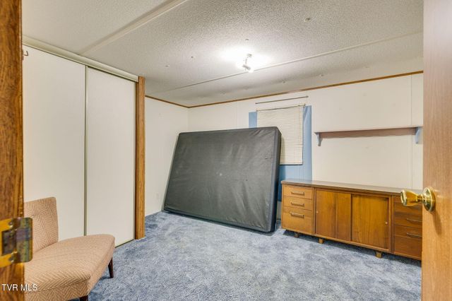 2364 South Highway 81s, Jonesborough, TN 37659