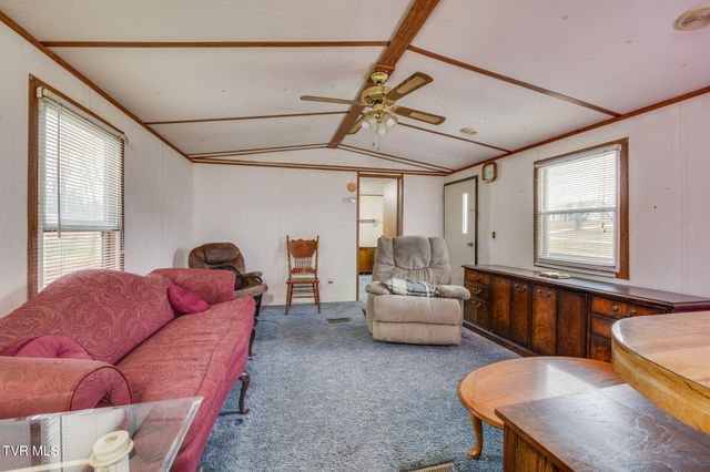 2364 South Highway 81s, Jonesborough, TN 37659