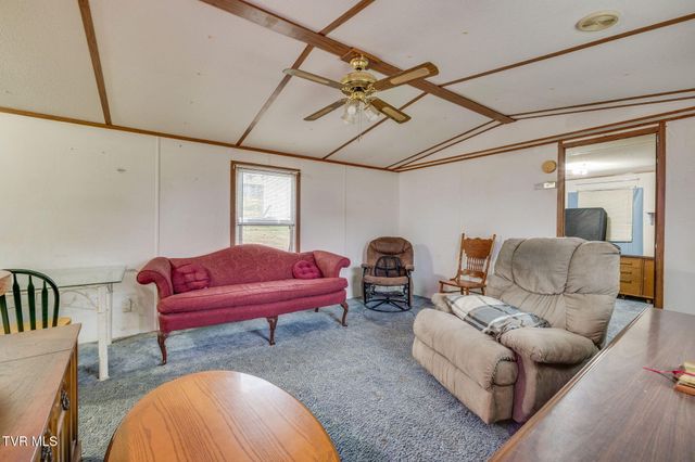 2364 South Highway 81s, Jonesborough, TN 37659