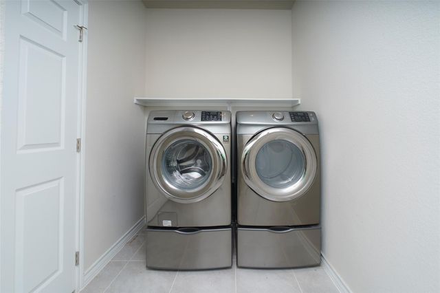 5304 GOLDEN CANARY LN 43, Austin, TX 78723