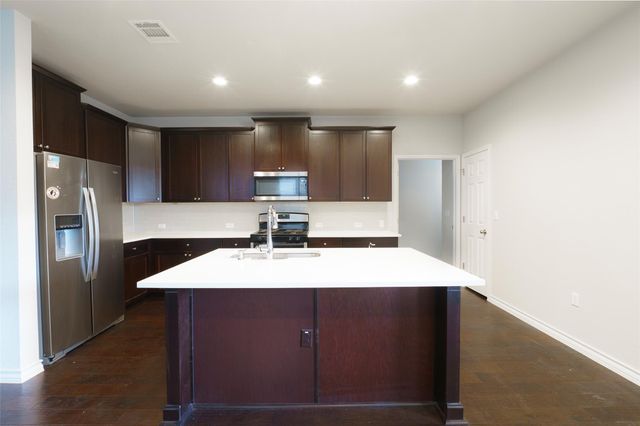 5304 GOLDEN CANARY LN 43, Austin, TX 78723