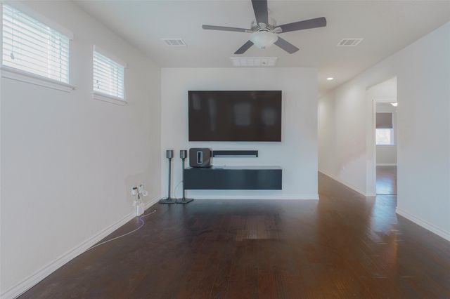 5304 GOLDEN CANARY LN 43, Austin, TX 78723