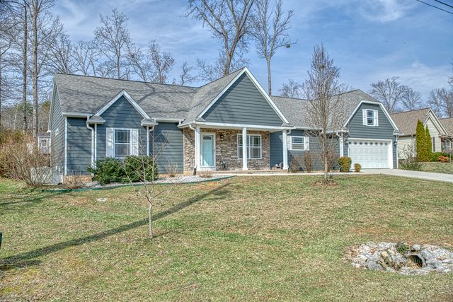 4912 Greenbrook Dr, Cookeville, TN 38506