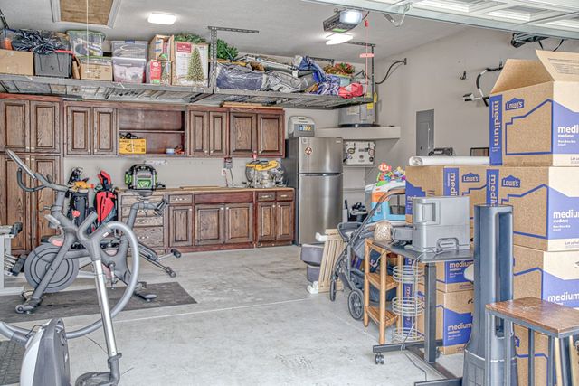 4912 Greenbrook Dr, Cookeville, TN 38506