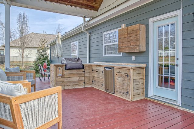 4912 Greenbrook Dr, Cookeville, TN 38506