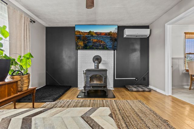 1150 Russell Cave Road, Cynthiana, KY 41031