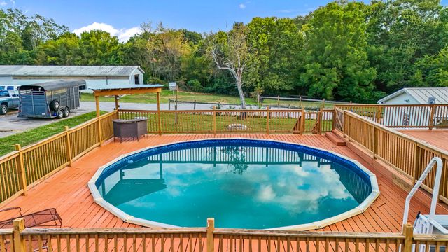 1150 Russell Cave Road, Cynthiana, KY 41031