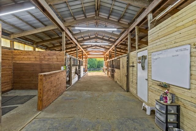 1150 Russell Cave Road, Cynthiana, KY 41031