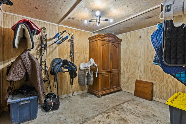 1150 Russell Cave Road, Cynthiana, KY 41031