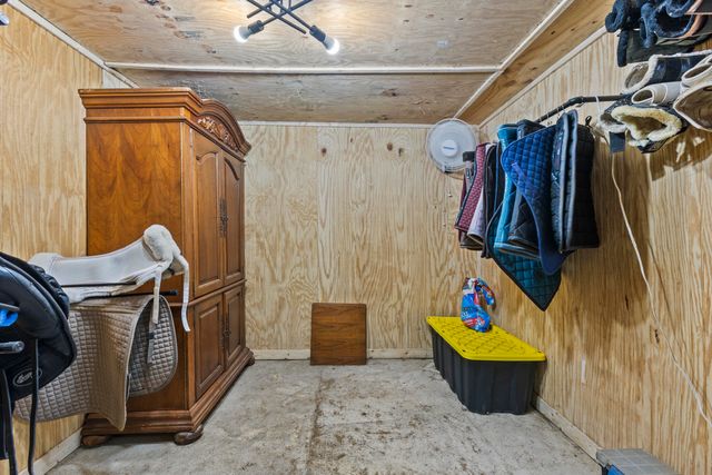 1150 Russell Cave Road, Cynthiana, KY 41031