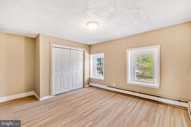 518 COLUMBUS RD, Burlington, NJ 08016