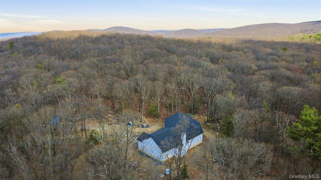 16 Black Rock Road, Warwick, NY 10990