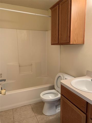 4100 College Main Street B, Bryan, TX 77801