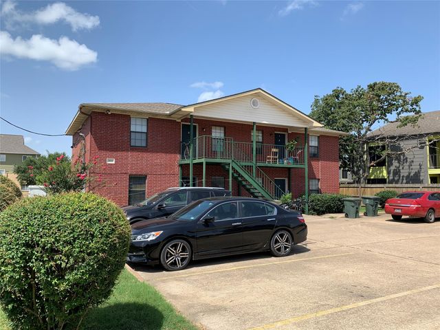 4100 College Main Street B, Bryan, TX 77801