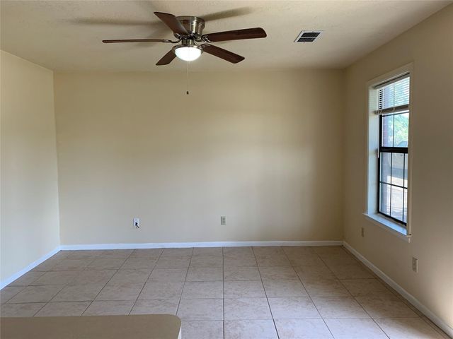 4100 College Main Street B, Bryan, TX 77801