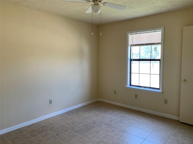 4100 College Main Street B, Bryan, TX 77801