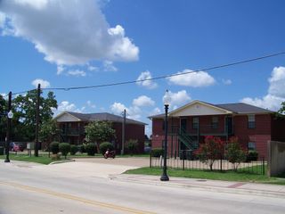 4100 College Main Street B, Bryan, TX 77801