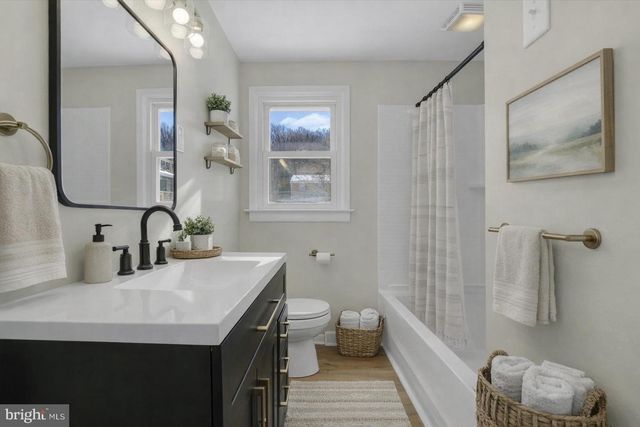 765 MARKET ST, Mount Wolf, PA 17347