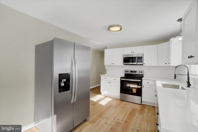 765 MARKET ST, Mount Wolf, PA 17347