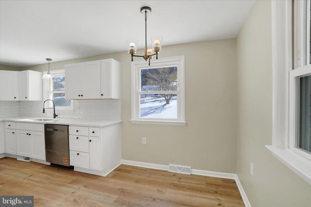 765 MARKET ST, Mount Wolf, PA 17347