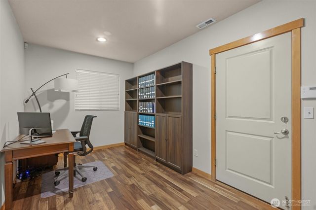 6604 198th Place SW, Lynnwood, WA 98036