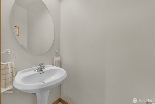 6604 198th Place SW, Lynnwood, WA 98036