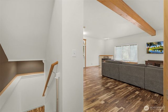 6604 198th Place SW, Lynnwood, WA 98036