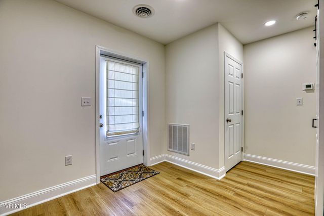 707 West Hlls Drive, Rogersville, TN 37857