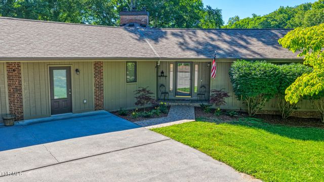 707 West Hlls Drive, Rogersville, TN 37857
