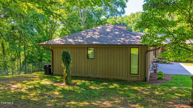 707 West Hlls Drive, Rogersville, TN 37857