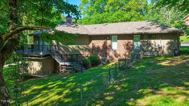 707 West Hlls Drive, Rogersville, TN 37857