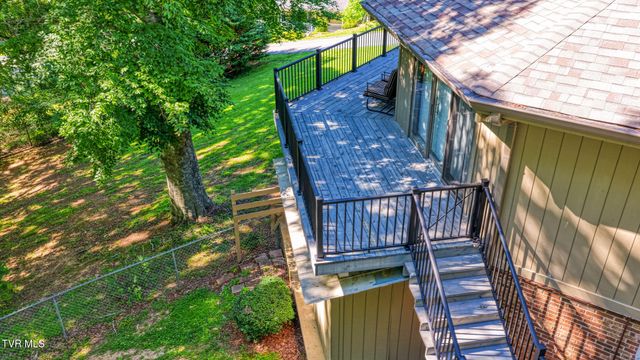 707 West Hlls Drive, Rogersville, TN 37857