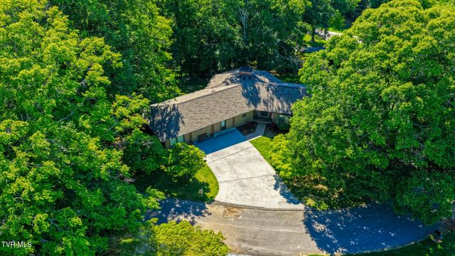 707 West Hlls Drive, Rogersville, TN 37857