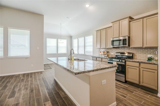 1866 Kenley Way, Alvin, TX 77511