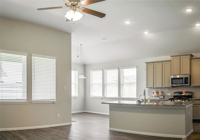 1866 Kenley Way, Alvin, TX 77511