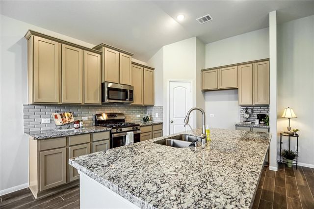 1866 Kenley Way, Alvin, TX 77511