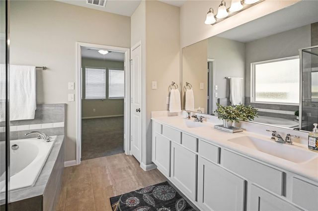 1866 Kenley Way, Alvin, TX 77511